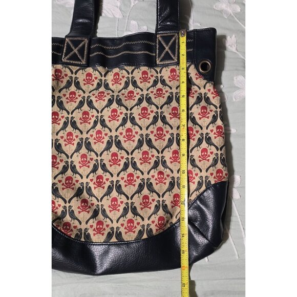 Loungefly ❤ Logo Skull & Crossbones Tote - Picture 5 of 10
